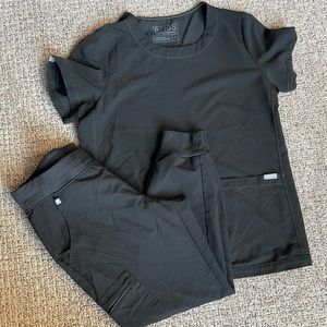 Figs scrub set. Small top and medium petite jogger.